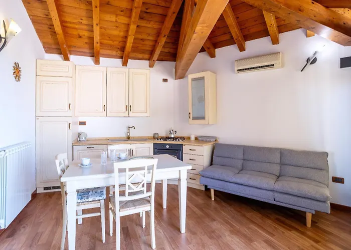 Charme Con Vista Mare *